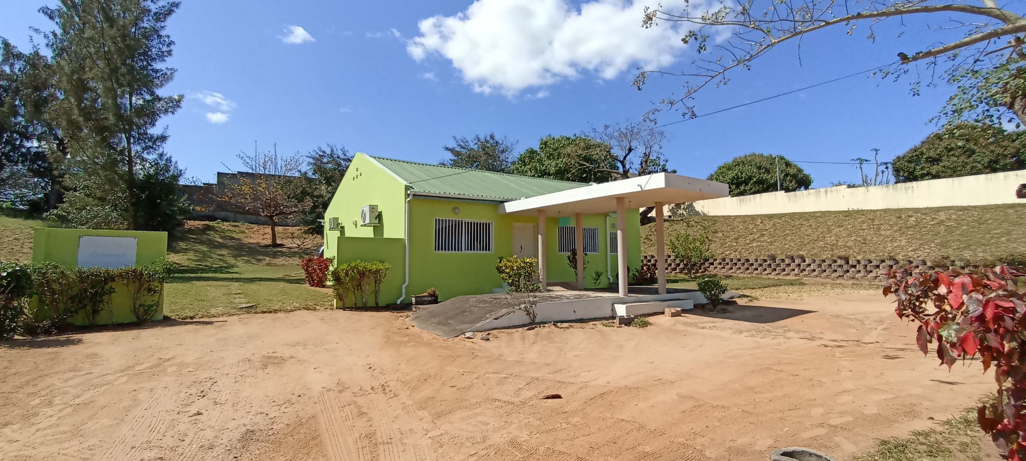 Commercial business for sale in Bilene, Mozambique - 3MQ1590688