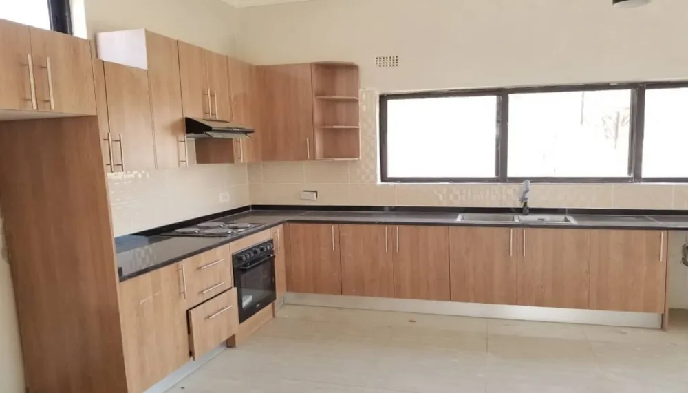 Security estate home for sale in Meanwood, Zambia - 3ZA1589214