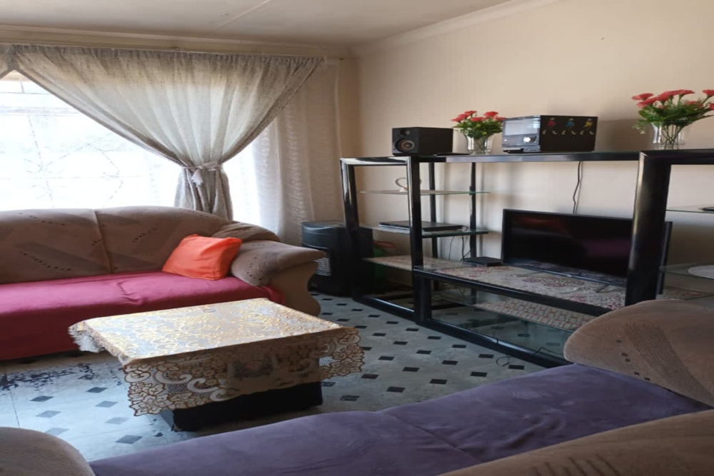 House for sale in Pine Ridge, Witbank, eMalahleni - 1WD1589304 House for sale in Pine Ridge, Witbank, eMalahleni - 1WD1589304