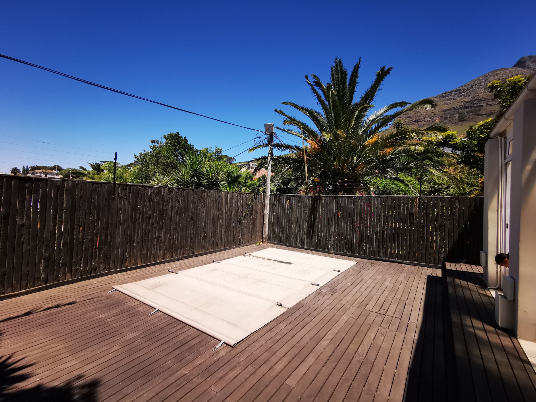 House let in University Estate - CBL1695342