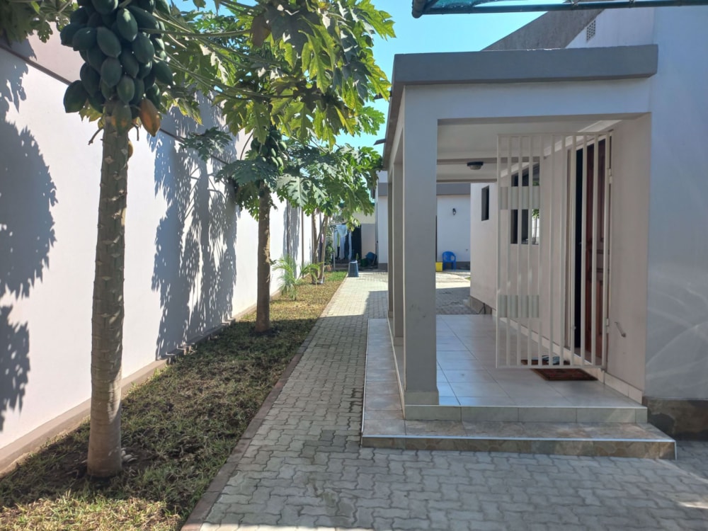House for sale in Tete, Tete, Mozambique - 3MQ1590222