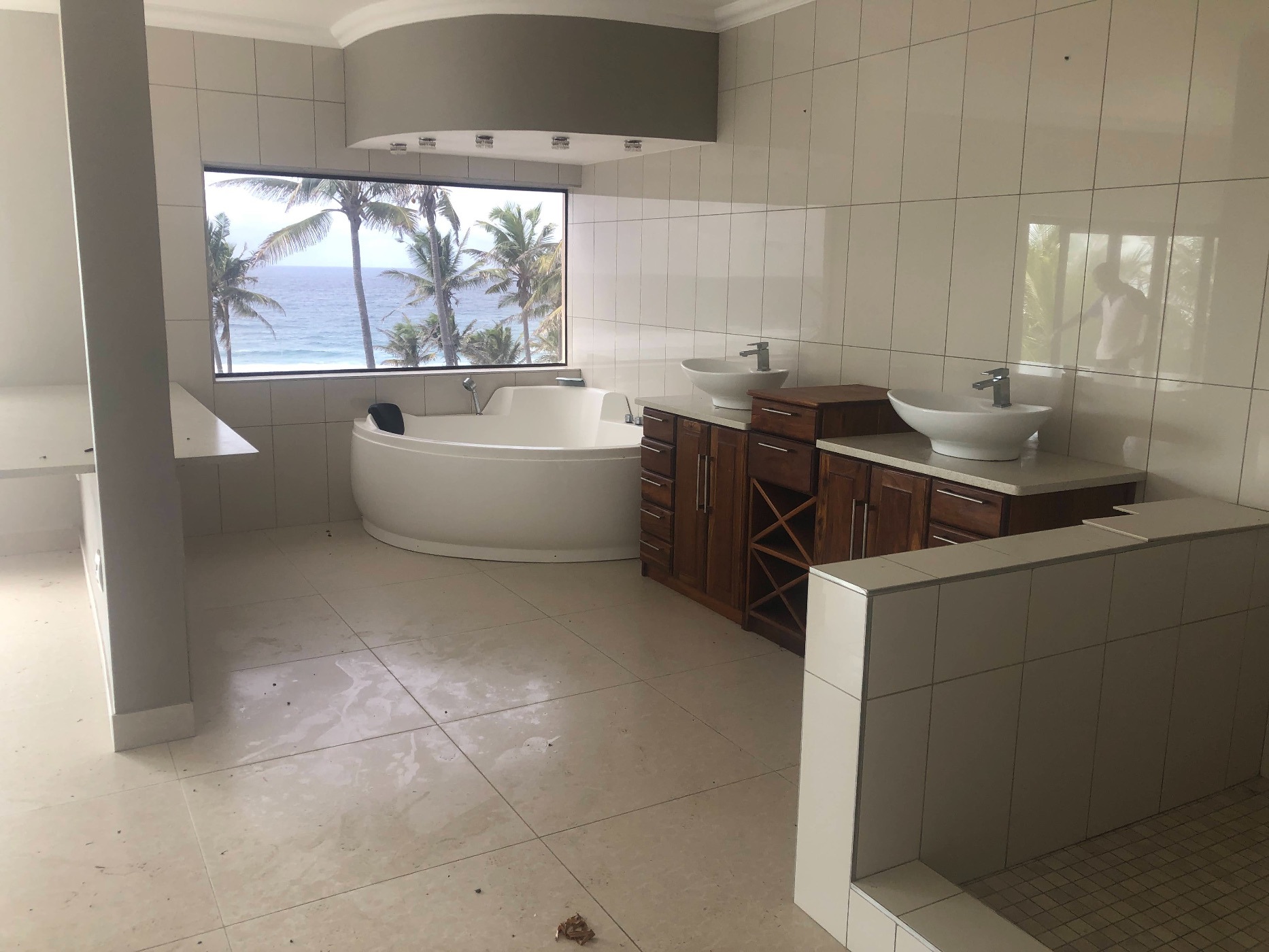 Commercial retail property for sale in Guinjata, Inhambane, Mozambique - 3MQ1590542