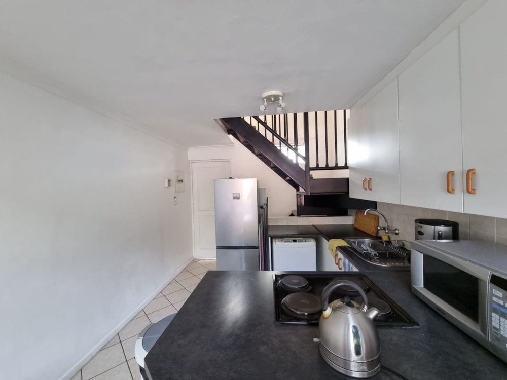 Apartment let in Paarl - TKL1703563 Apartment let in Paarl - TKL1703563