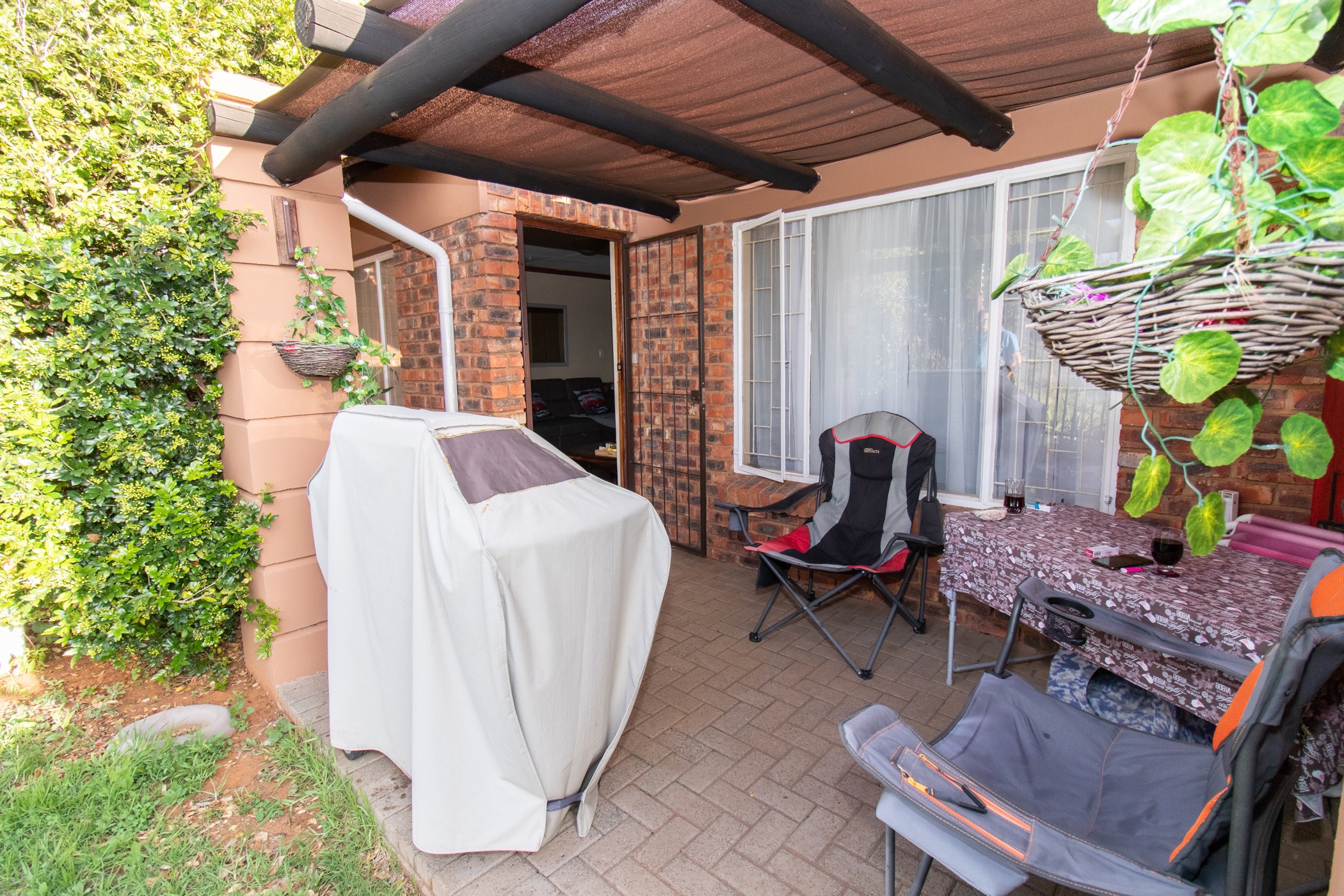 Townhouse to rent in Langenhovenpark - 1BX1748922