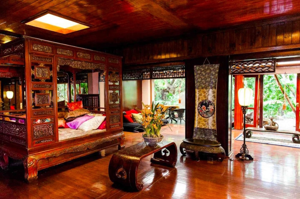 Guesthouse for sale in Muckleneuk - PT1588110 Guesthouse for sale in Muckleneuk - PT1588110