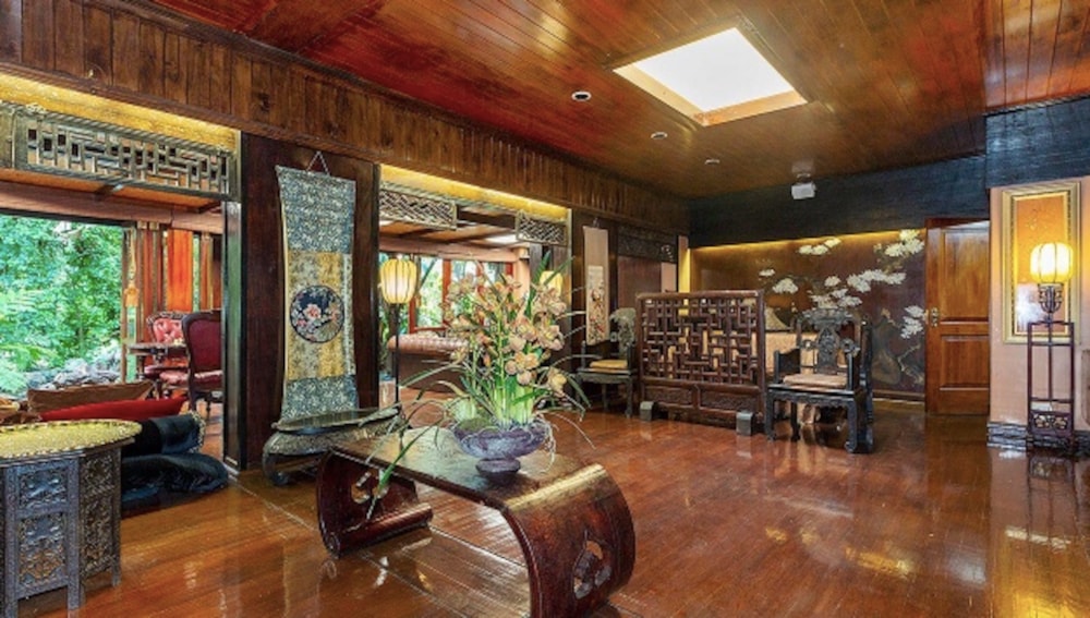 Guesthouse for sale in Muckleneuk - PT1588110 Guesthouse for sale in Muckleneuk - PT1588110