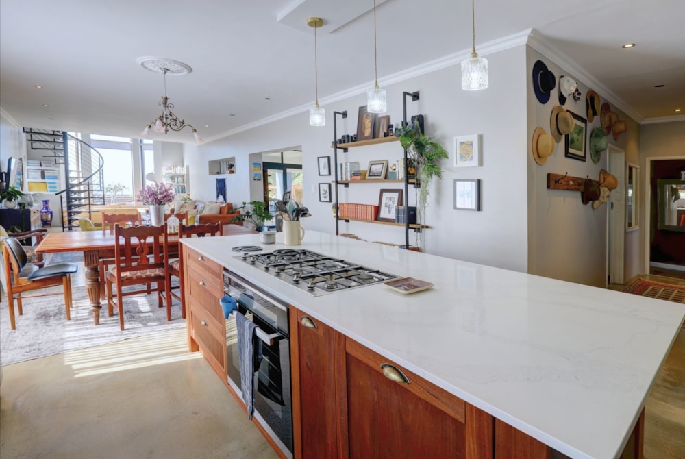 Double-storey house for sale in Mossel Bay Central - 1MB1730559