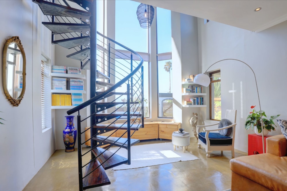 Double-storey house for sale in Mossel Bay Central - 1MB1730559