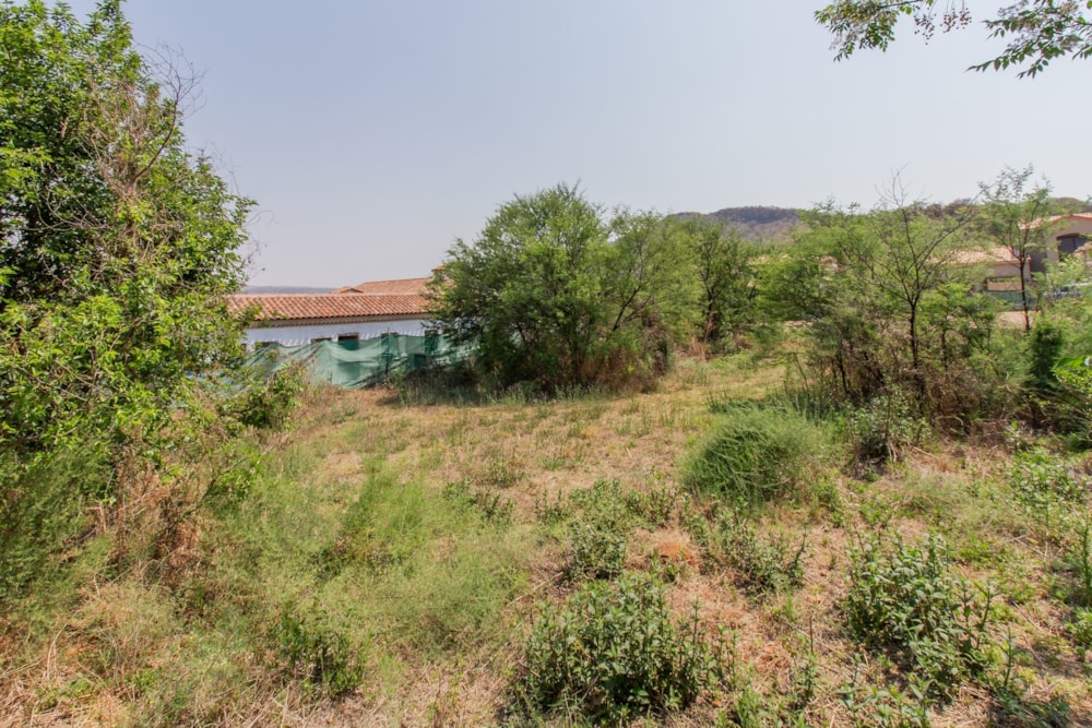 Residential vacant land for sale in Estate D Afrique - 1HR1585323 Residential vacant land for sale in Estate D Afrique - 1HR1585323