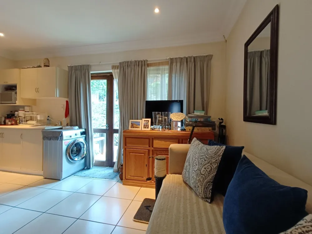 Apartment let in Seaward Estates - 1BD1731617