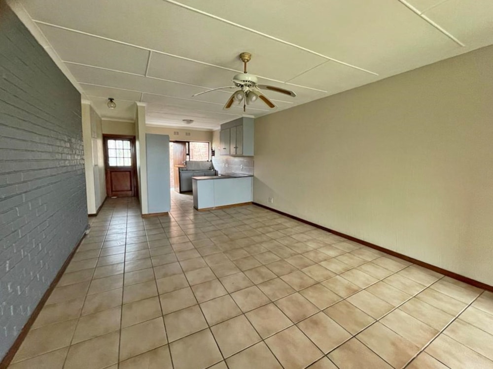 Townhouse to rent in West Bank, Port Alfred - 1PF1720741