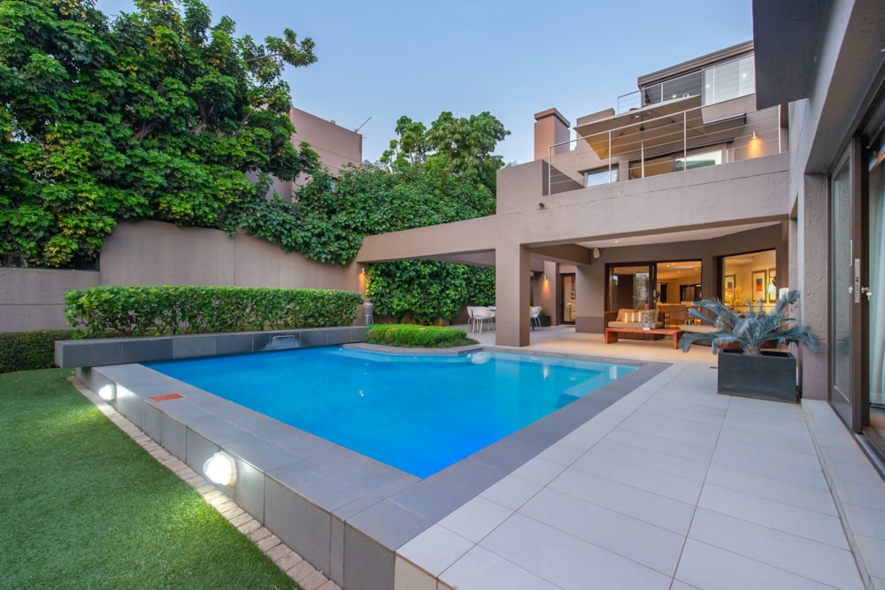 House for sale in Khyber Rock - HP1589767