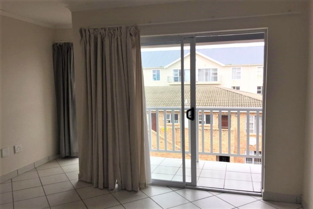 Multi-storey apartment let in Grahamstown Central (Makhanda Central)  - 1GC1711358 Multi-storey apartment let in Grahamstown Central (Makhanda Central)  - 1GC1711358