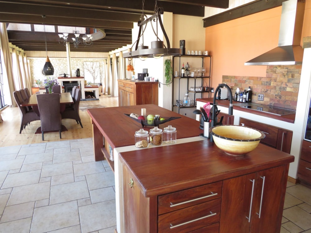 House sold in Kramersdorf, Namibia - 3NM1629493