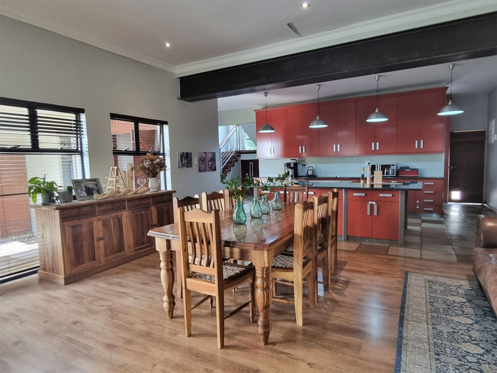 House for sale in Woodland Hills - 1BX1630686