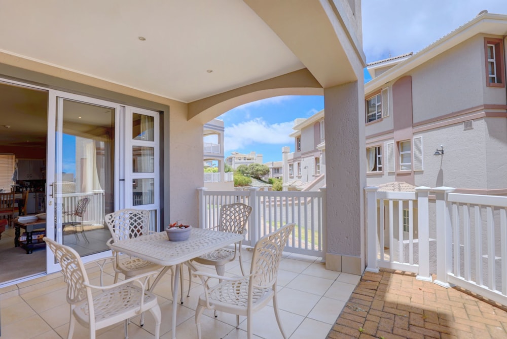 Apartment for sale in Pinnacle Point Golf Estate - 1MB1715876