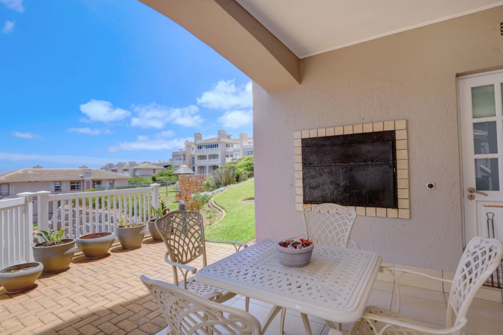 Apartment for sale in Pinnacle Point Golf Estate - 1MB1715876