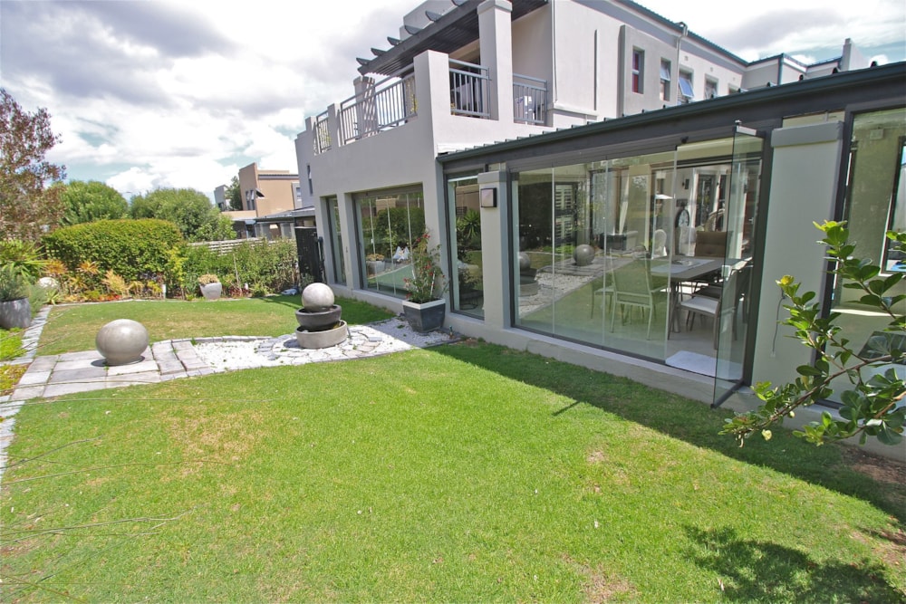 Townhouse sold in Plattekloof - 1PLA1668704 Townhouse sold in Plattekloof - 1PLA1668704