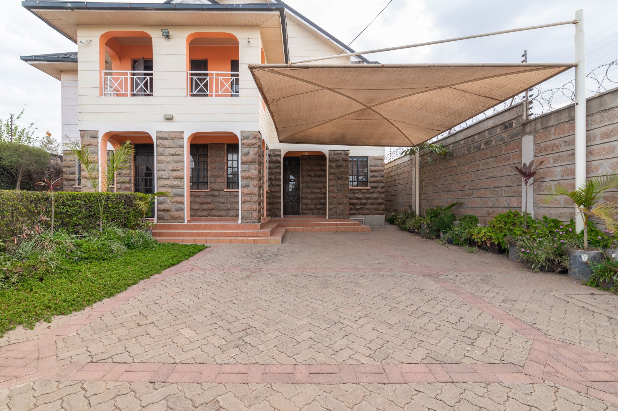 House for sale in Athi River, Kenya - 3KE1715348