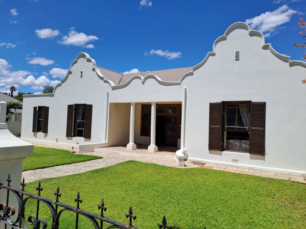 House for sale in Graaff-Reinet - 1KK1593158