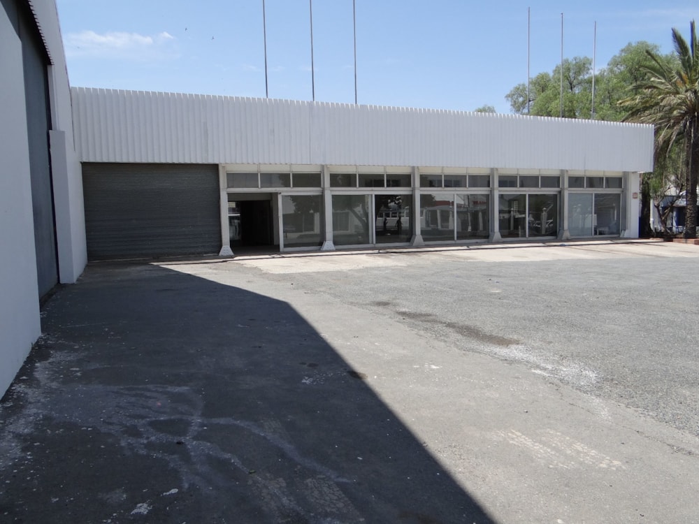 Commercial industrial property for sale in Beaufort West - 1KK1591751