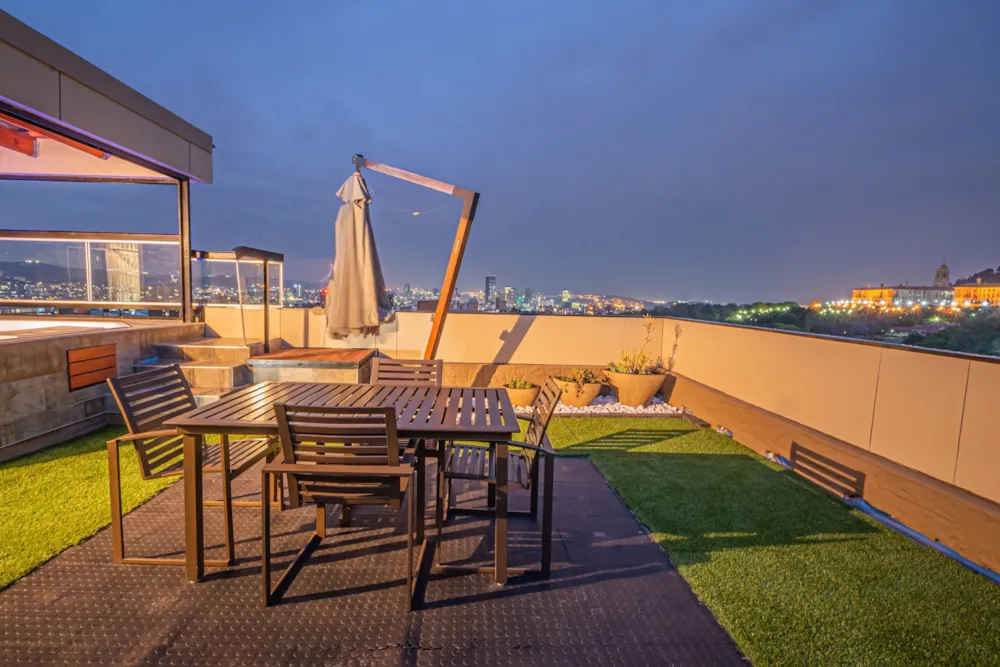 Penthouse apartment let in Arcadia, Pretoria East - PTL1720511 Penthouse apartment let in Arcadia, Pretoria East - PTL1720511