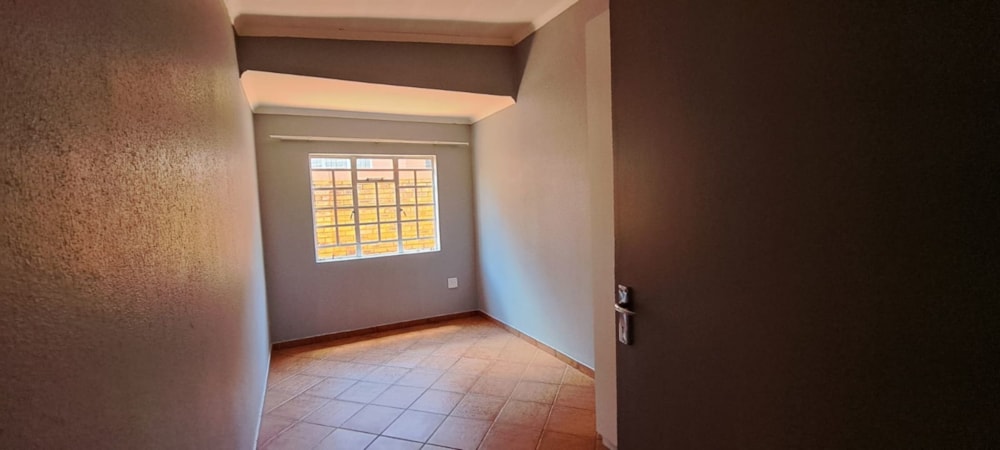 Apartment to rent in Rensburg - 1SP1701249 Apartment to rent in Rensburg - 1SP1701249