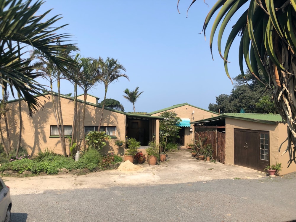 Beachfront villa for sale in Port St John's - 1KK1599485