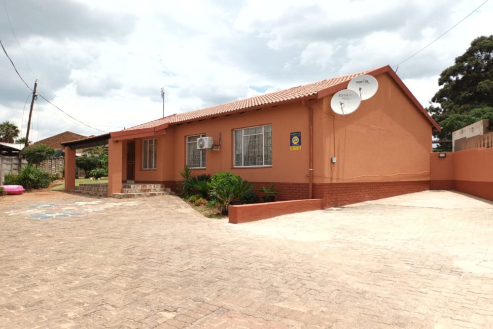 House for sale in Pine Ridge, Witbank, eMalahleni - 1WD1594330 House for sale in Pine Ridge, Witbank, eMalahleni - 1WD1594330