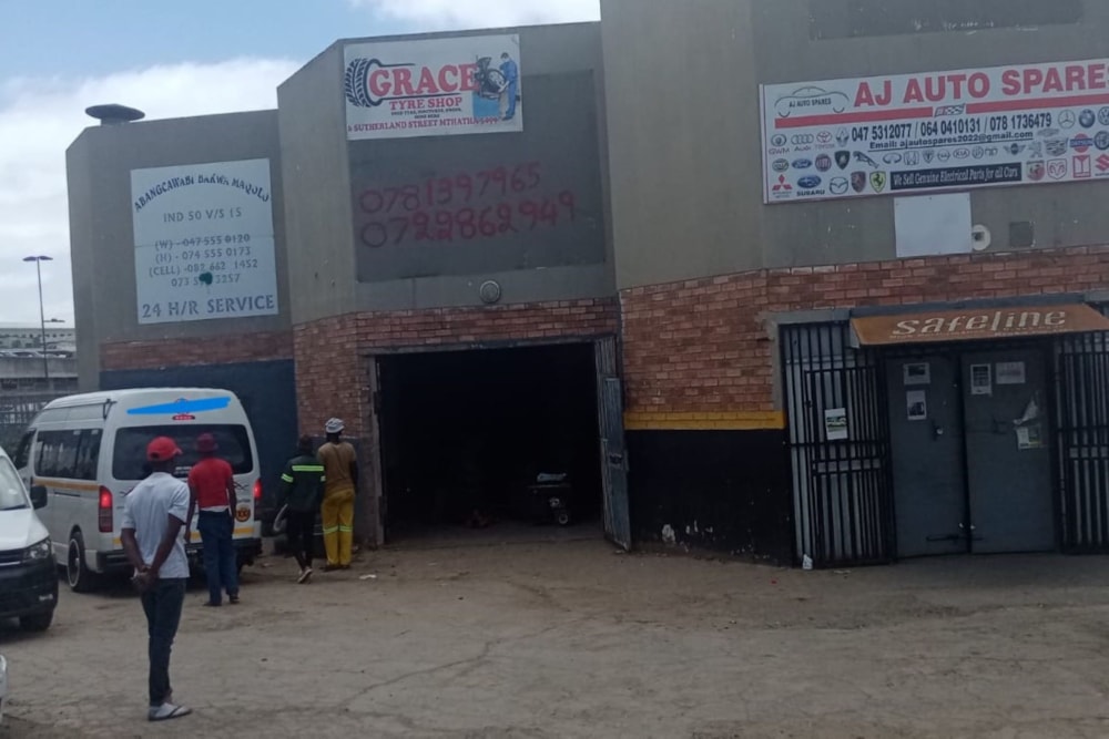 Commercial retail property for sale in Mthatha - 1MH1594660 Commercial retail property for sale in Mthatha - 1MH1594660