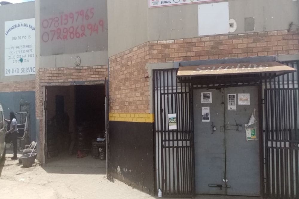 Commercial retail property for sale in Mthatha - 1MH1594660 Commercial retail property for sale in Mthatha - 1MH1594660