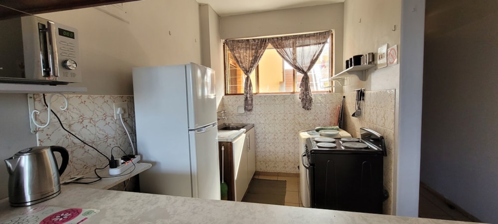 Apartment to rent in Illovo Beach - 1WB1730498 Apartment to rent in Illovo Beach - 1WB1730498