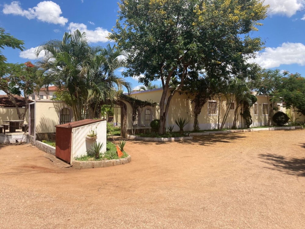 Security complex home for sale in Matola, Mozambique - 3MQ1595966