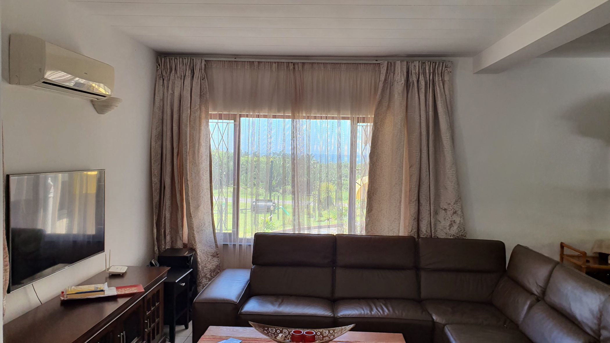 Apartment for sale in Glenmore Beach - 1PD1592949