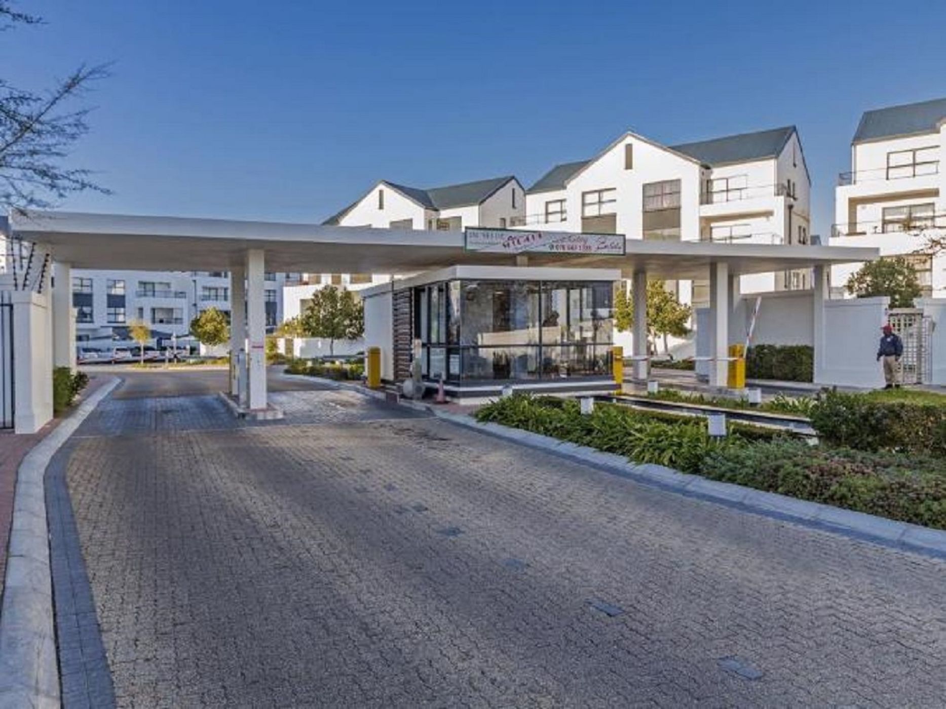 Apartment let in Somerset West - SW1695827