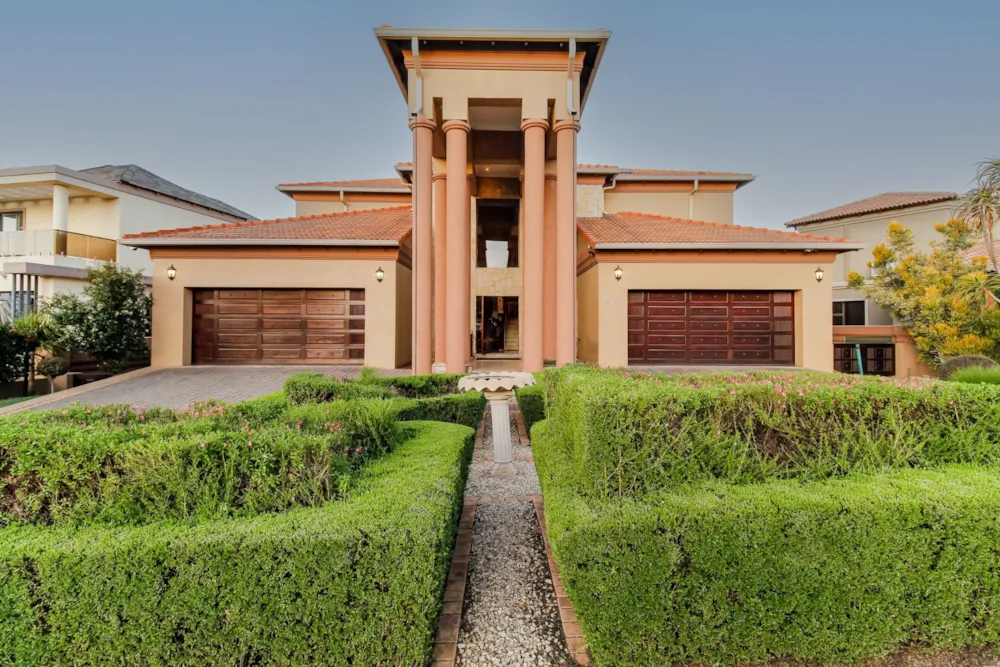 Golf estate house for sale in Blue Valley Golf Estate - CN1693529