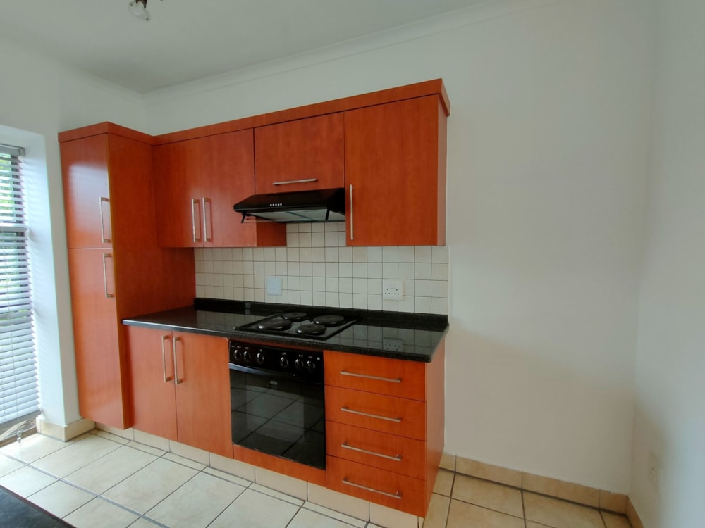 Townhouse for sale in Bendor Park - 1PS1684097 Townhouse for sale in Bendor Park - 1PS1684097