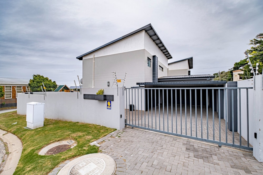 Double-storey house for sale in Humerail - 1PLZ1593879