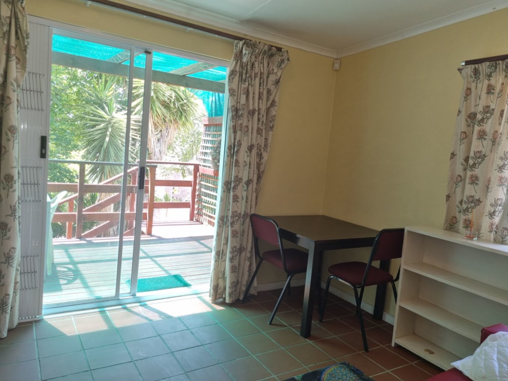 Garden apartment let in Sunnyside, Grahamstown, Makhanda - 1GC1710581 Garden apartment let in Sunnyside, Grahamstown, Makhanda - 1GC1710581