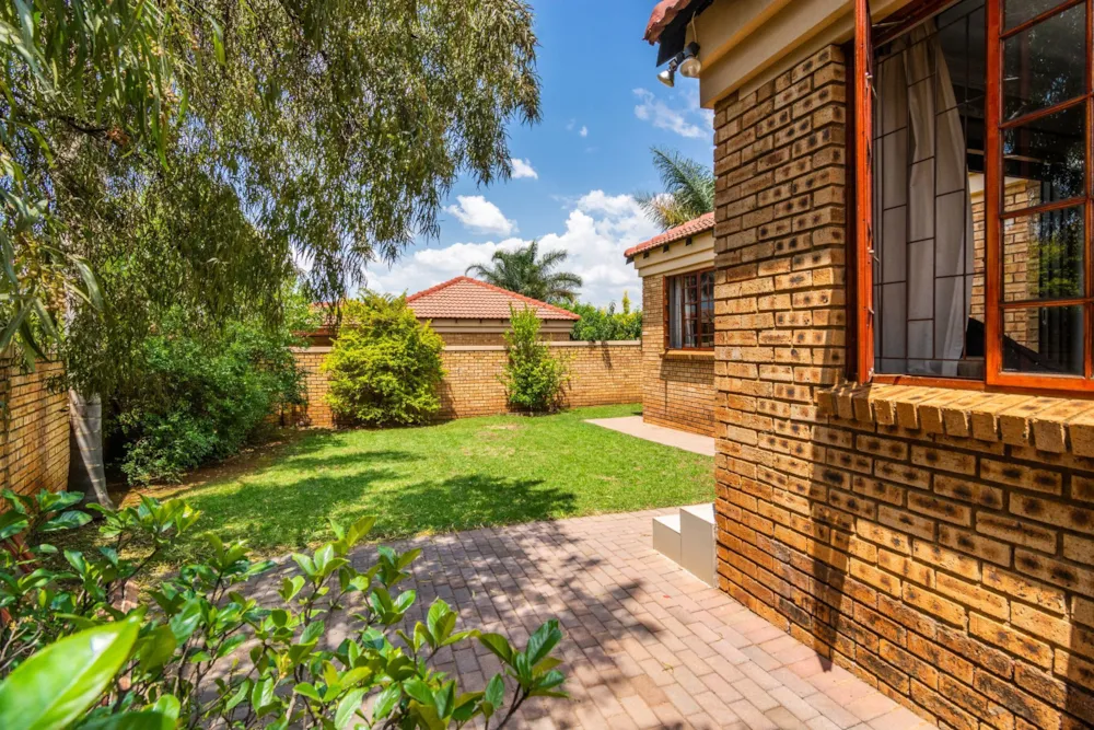 Townhouse let in Pinehaven - 1KR1731179 Townhouse let in Pinehaven - 1KR1731179