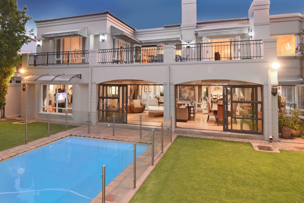 Double-storey cluster sold in Hyde Park, Sandton - HP1641494 Double-storey cluster sold in Hyde Park, Sandton - HP1641494