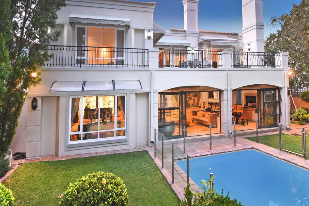 Double-storey cluster sold in Hyde Park, Sandton - HP1641494 Double-storey cluster sold in Hyde Park, Sandton - HP1641494