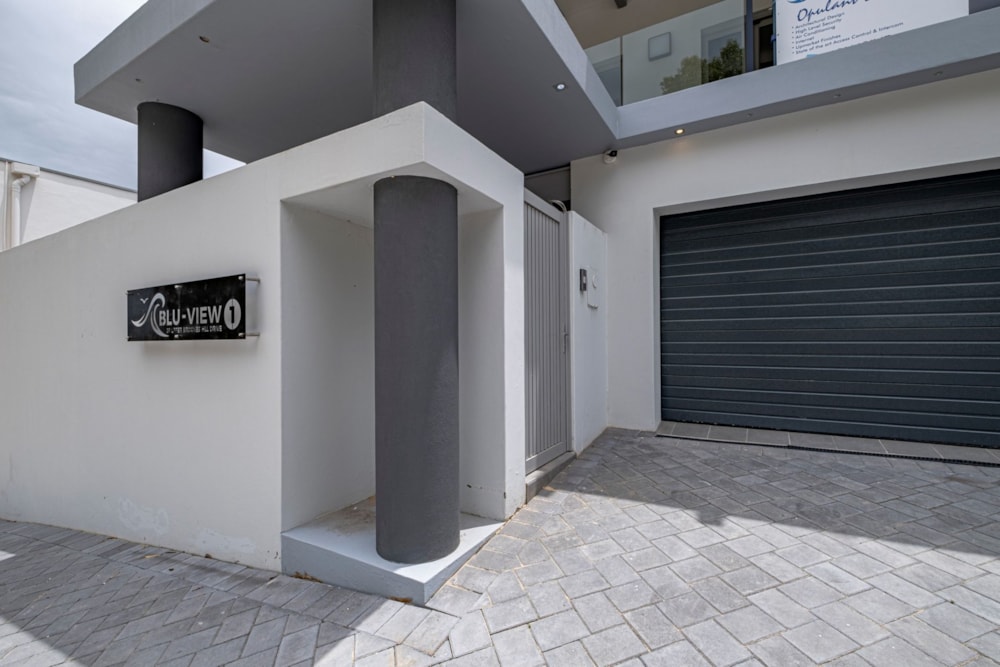 Apartment for sale in Summerstrand - 1PLZ1598477 Apartment for sale in Summerstrand - 1PLZ1598477