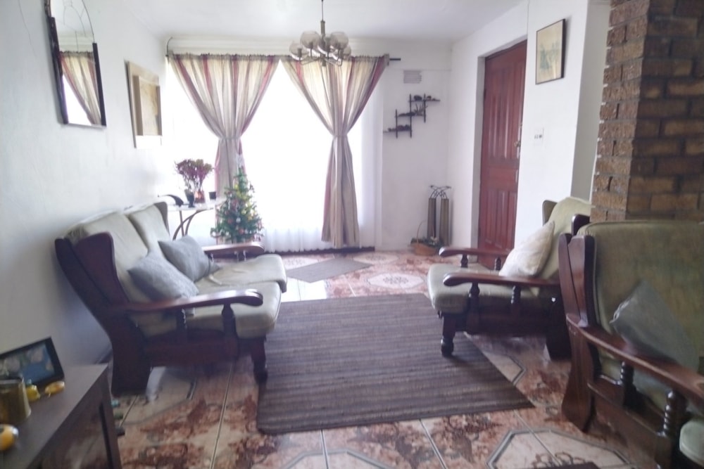 House sold in Rocklands, Mitchells Plain - 1MN1627423 House sold in Rocklands, Mitchells Plain - 1MN1627423