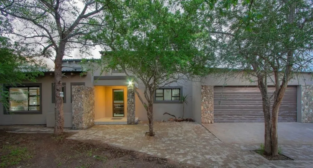 House to rent in Marloth Park - 1NK1590395 House to rent in Marloth Park - 1NK1590395