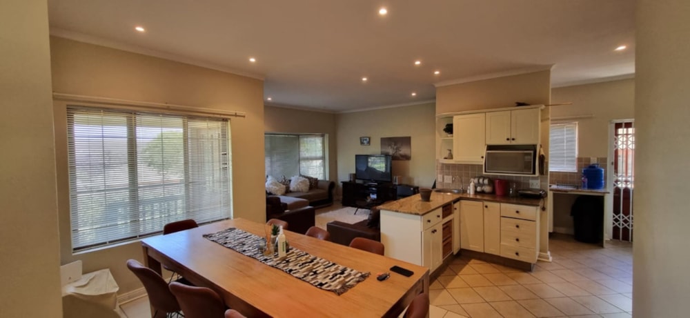 Townhouse let in Kingswood - 1GC1695286 Townhouse let in Kingswood - 1GC1695286