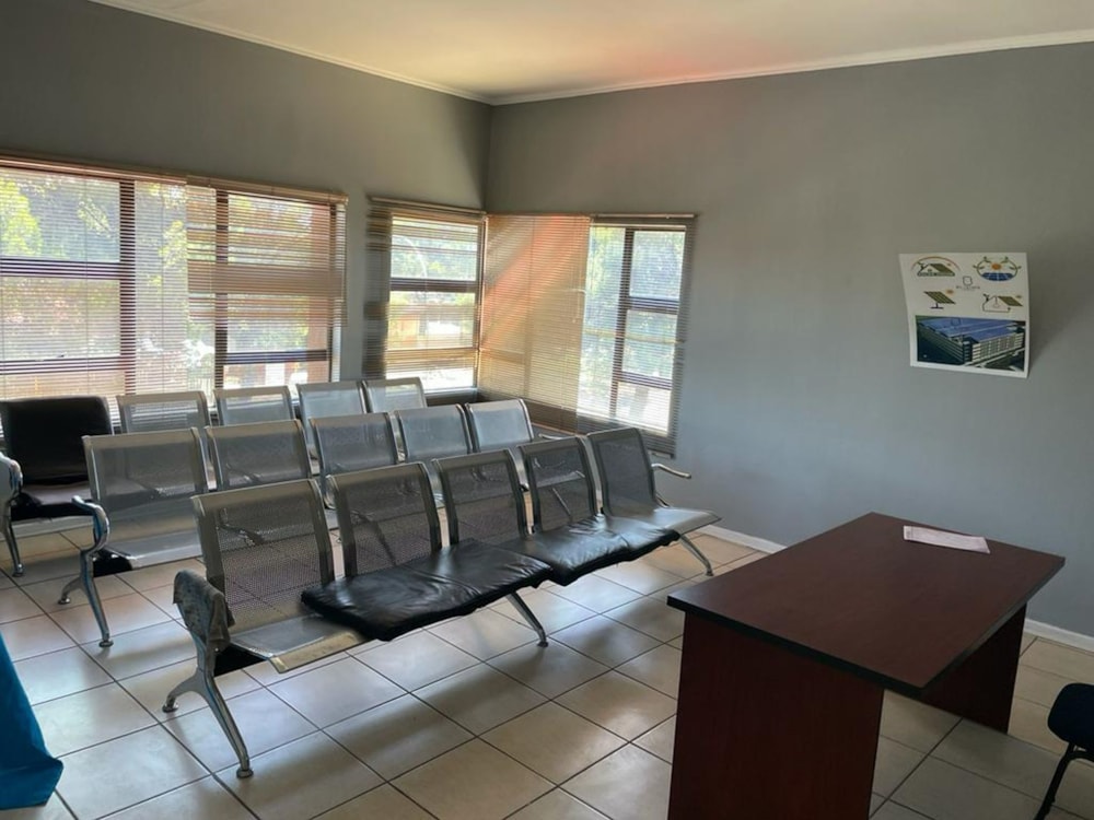 Commercial Building for sale in Oranjesig - 1BX1596150