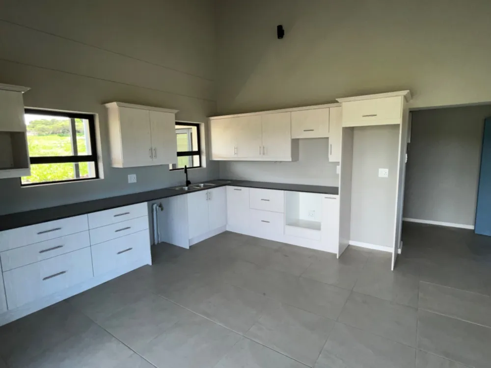 Single-storey retirement home for sale in Boesmansriviermond - 1KO1593802
