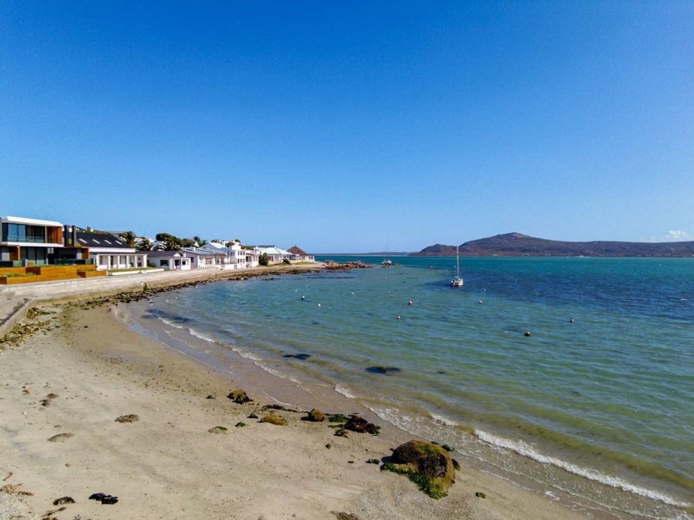 House for sale in Middedorp, Langebaan - LA1595654 House for sale in Middedorp, Langebaan - LA1595654