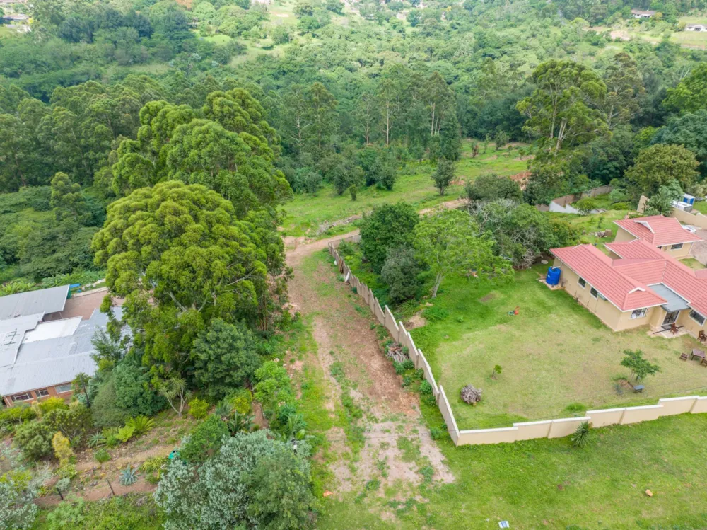 Vacant land for sale in Crestholme - 1KF1596393